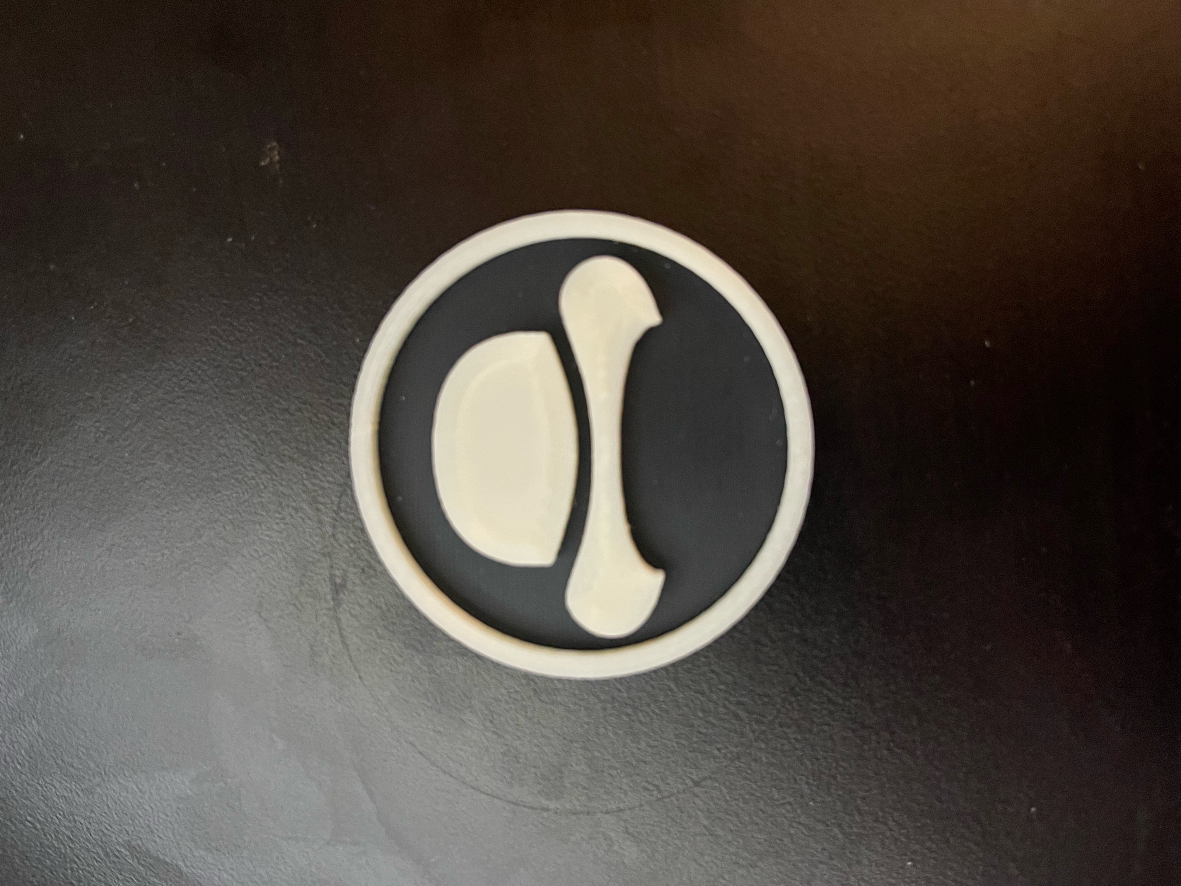 SaltyGentleman Logo Token