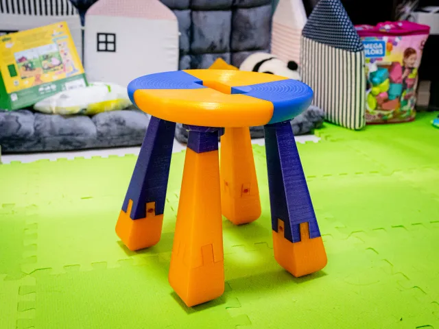 Bebe Stool