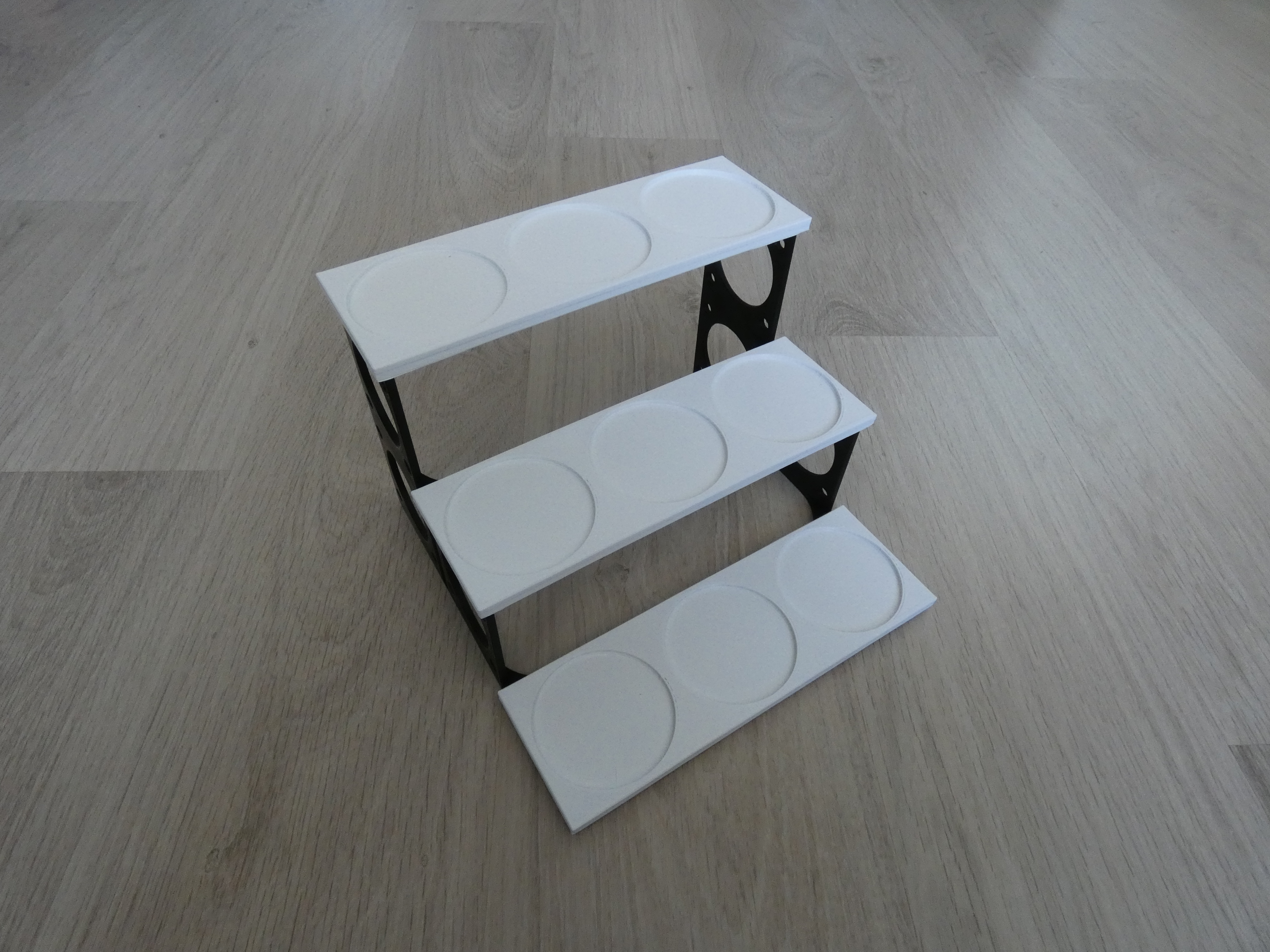 Stand for decorative pots