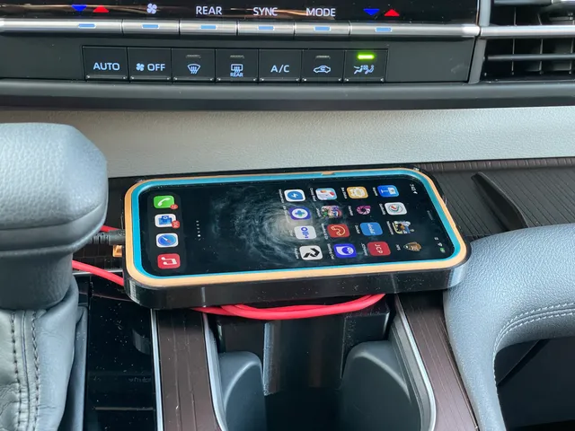 Large phone holder for Toyota Sienna