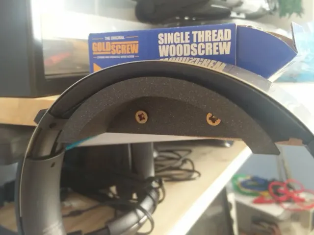 Headphone Bracket