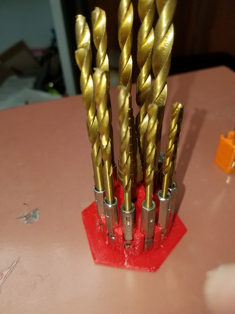 Spiral bitholder