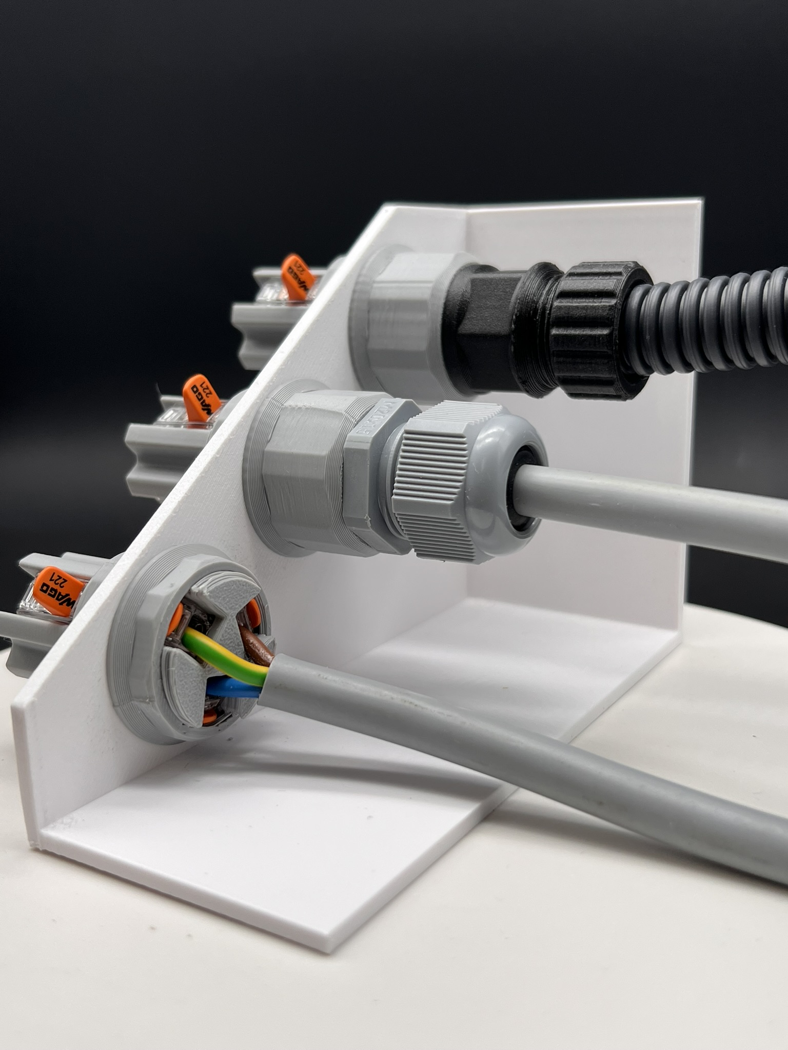 WAGO Feedthrough connector