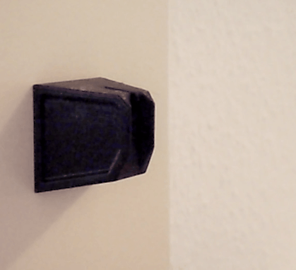 Magnetic knife holder for Secumax 350