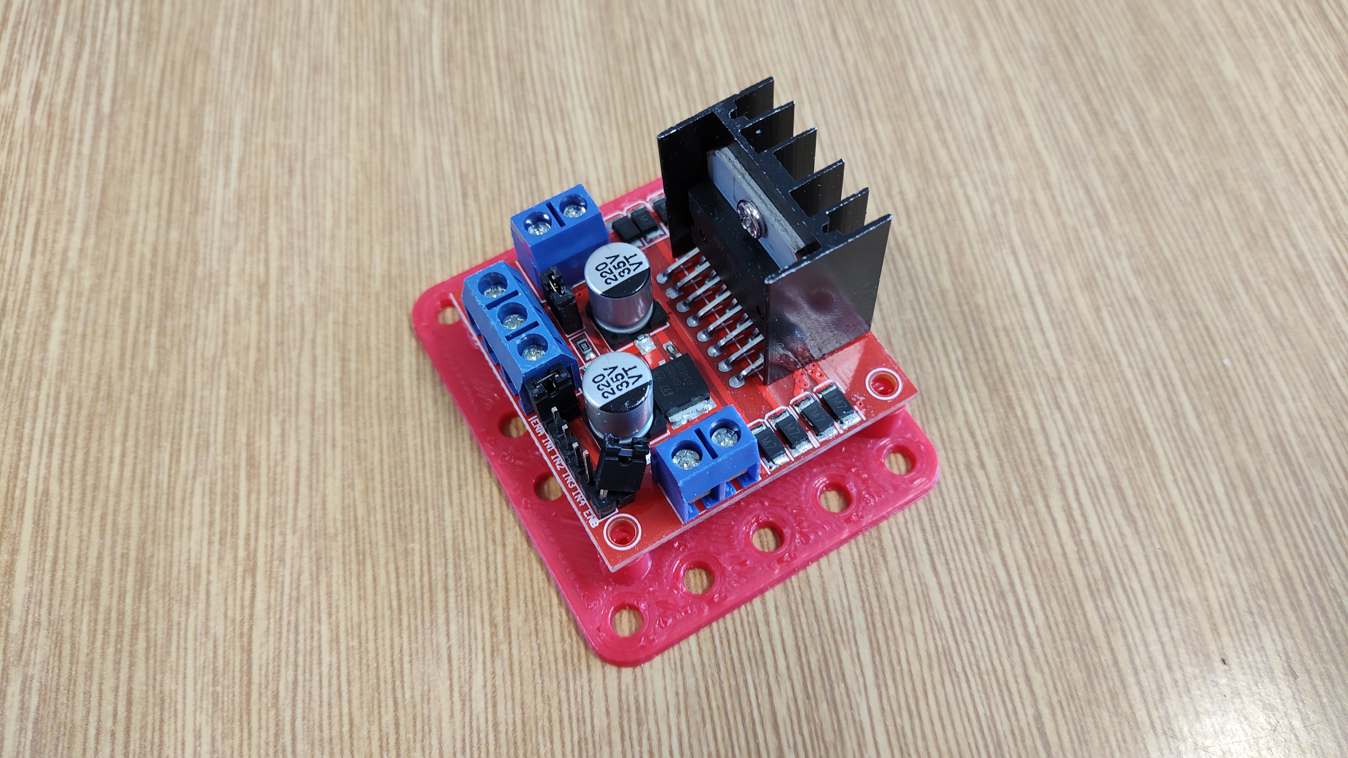 Mounting adapter for Arduino modules