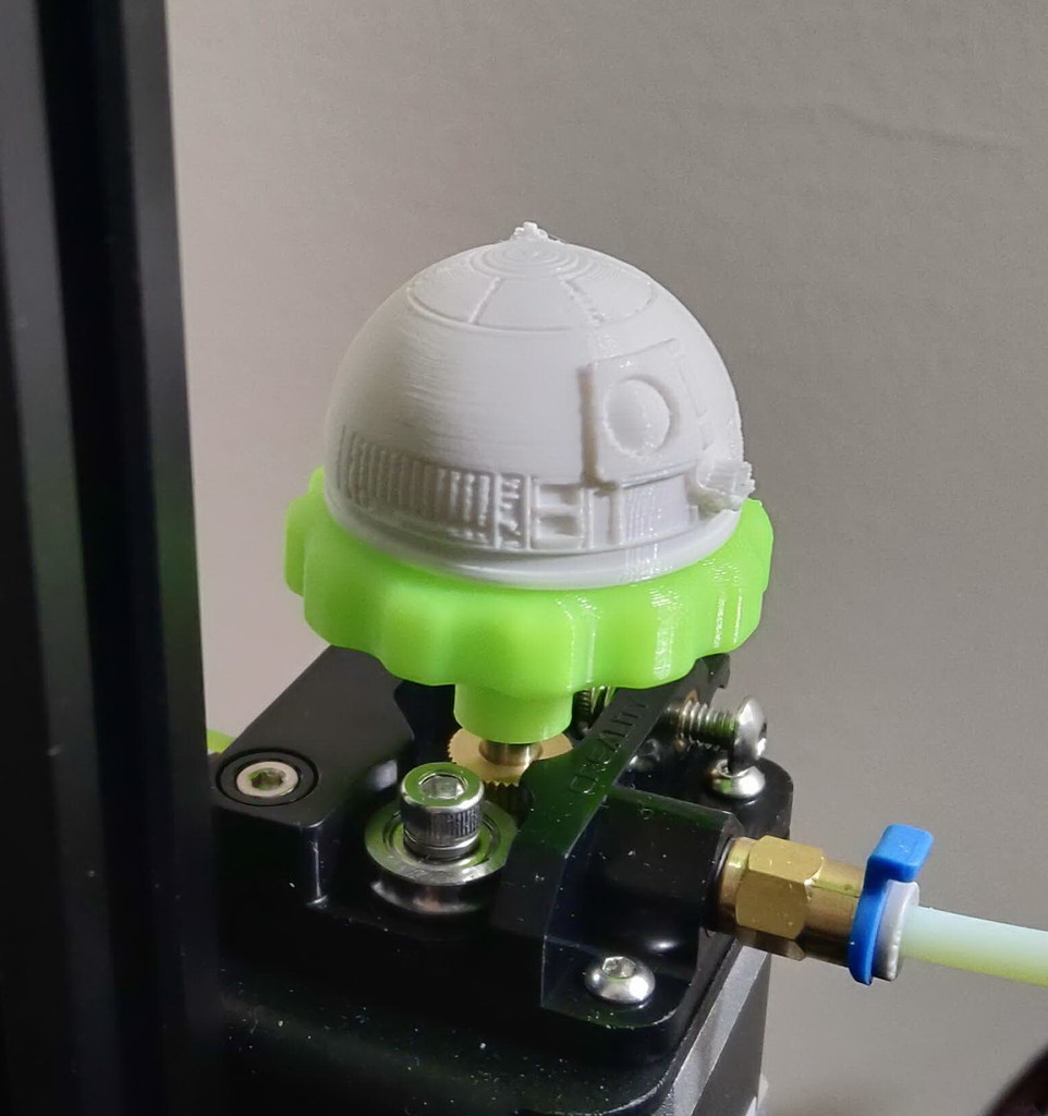 Ender 3 extruder wheel knob with removable R2D2 head