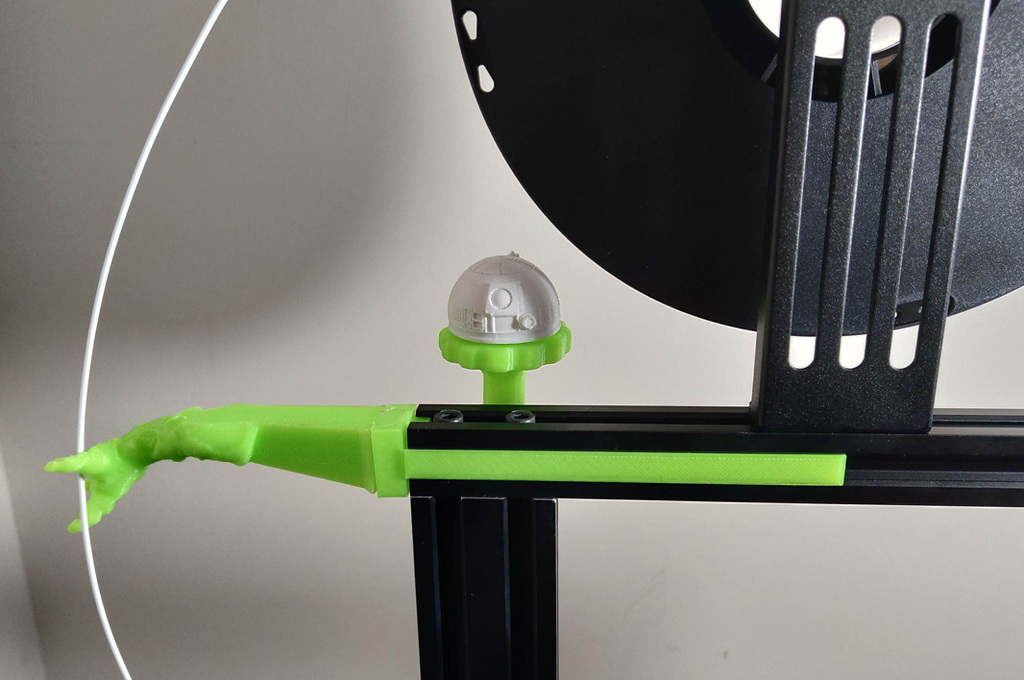 Ender 3 zaxis rod wheel knob with removable R2D2 head by BadKarbon