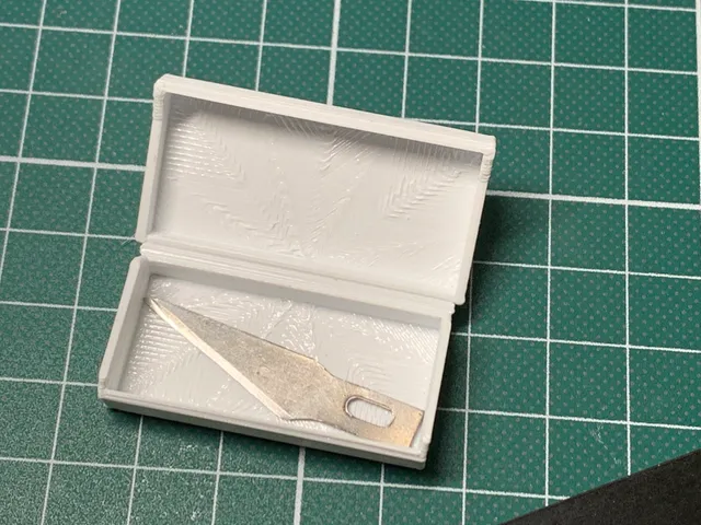 little box with living hinge (flex)