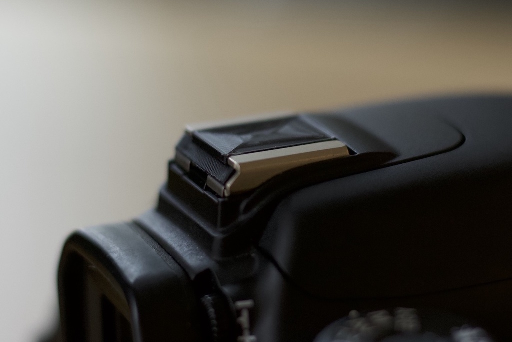 Canon EOS Hot Shoe Cover by JP Download free STL model