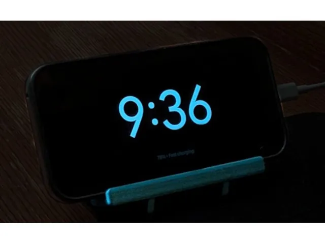 Pixel Night Stand Clock