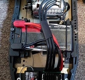 Schumacher LD2 Low Profile LiPo Mount