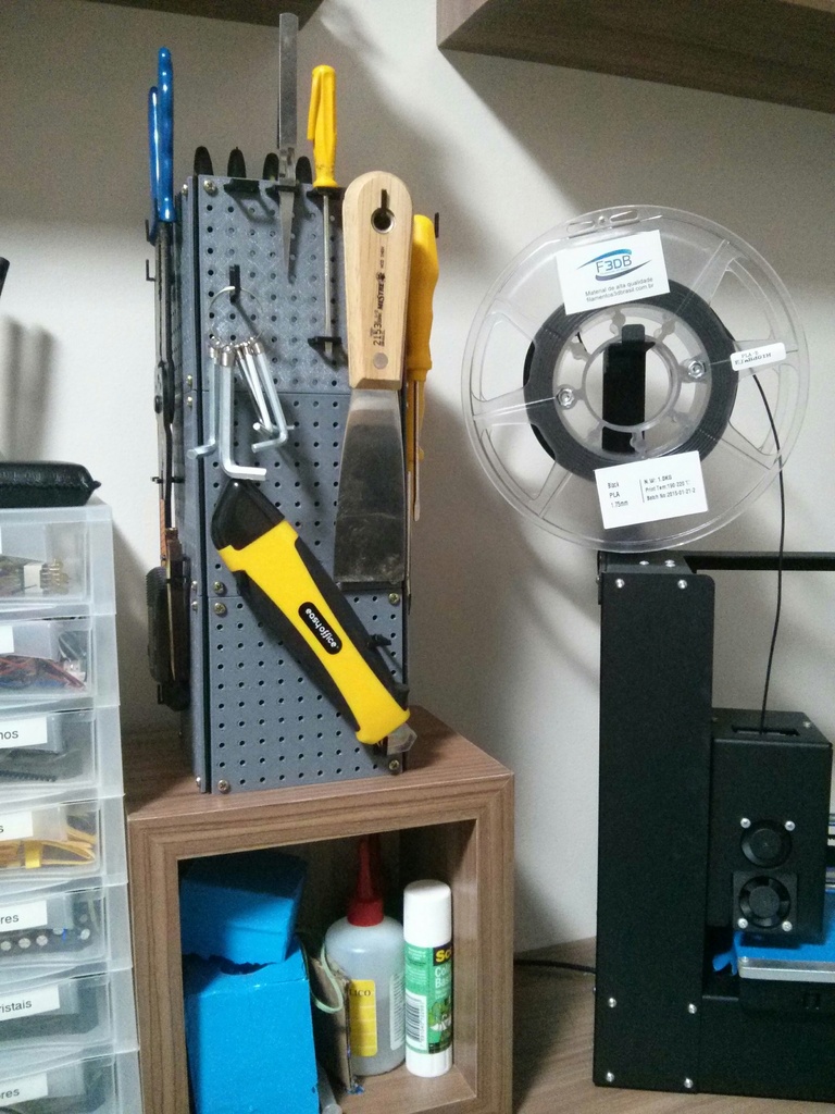 Mini Pegboard Tool Tower by Marcelo Chaves Download free STL model