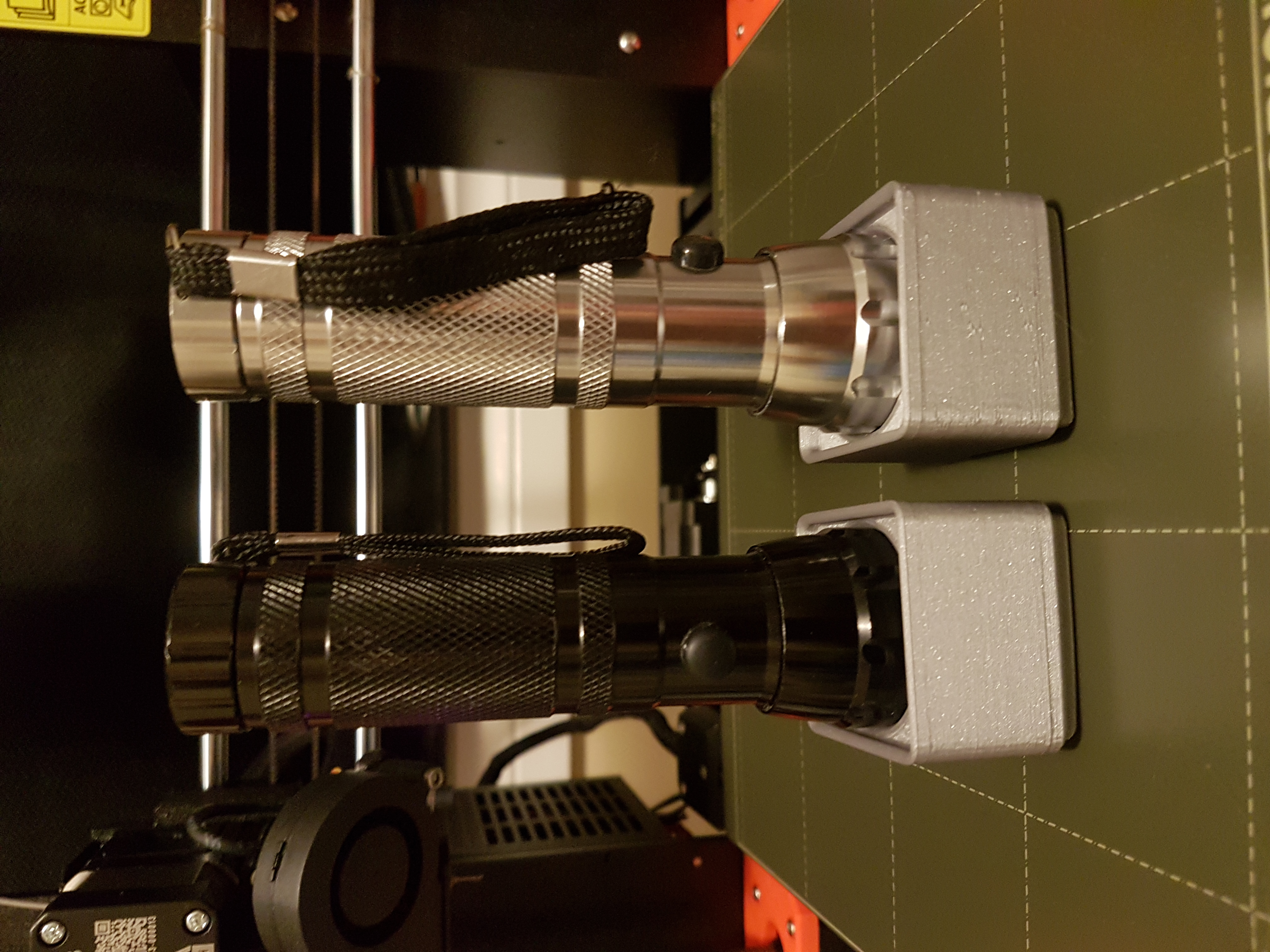 Miniatura 3 do modelo 3D UV Flashlight Holder (Gridfinity)