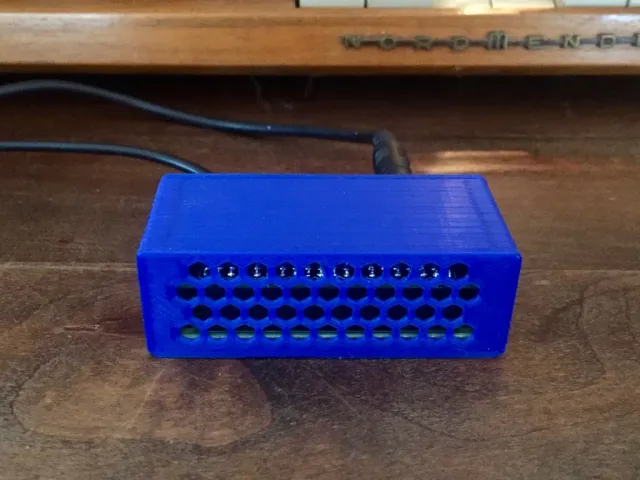 Raspberry Pi Zero W with pHAT DAC Enclosure