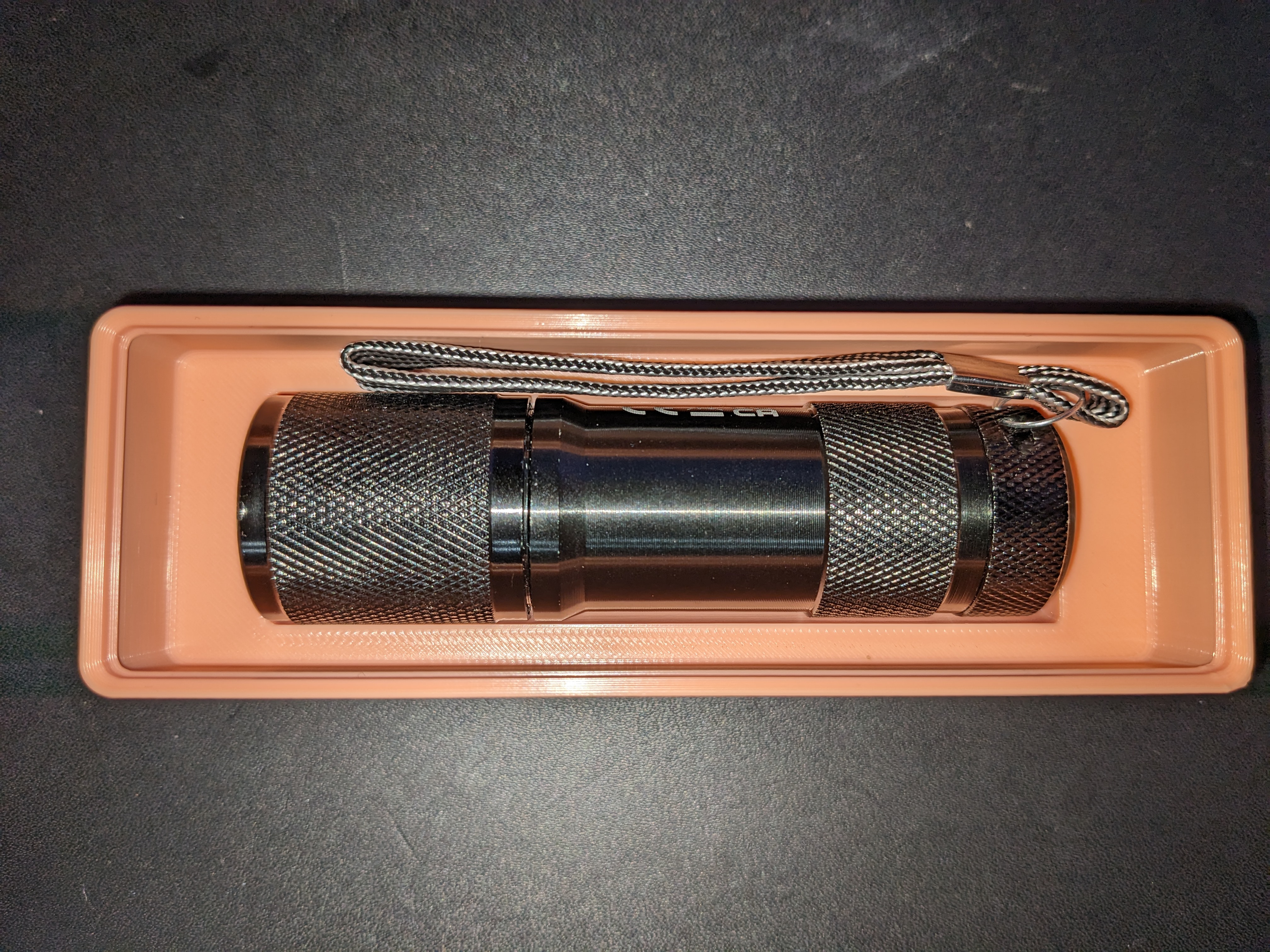 Gridfinity Bin for Mini Flashlight — miniatura 3