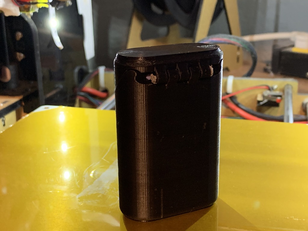 Miniatura 4 do modelo 3D 21700 hinged case