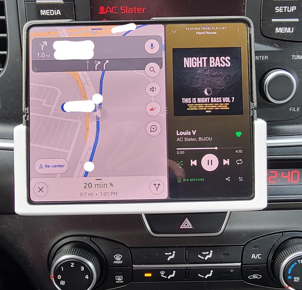 Galaxy Z Fold 3 Car Mount for Kia by 4lan9 Download free STL model