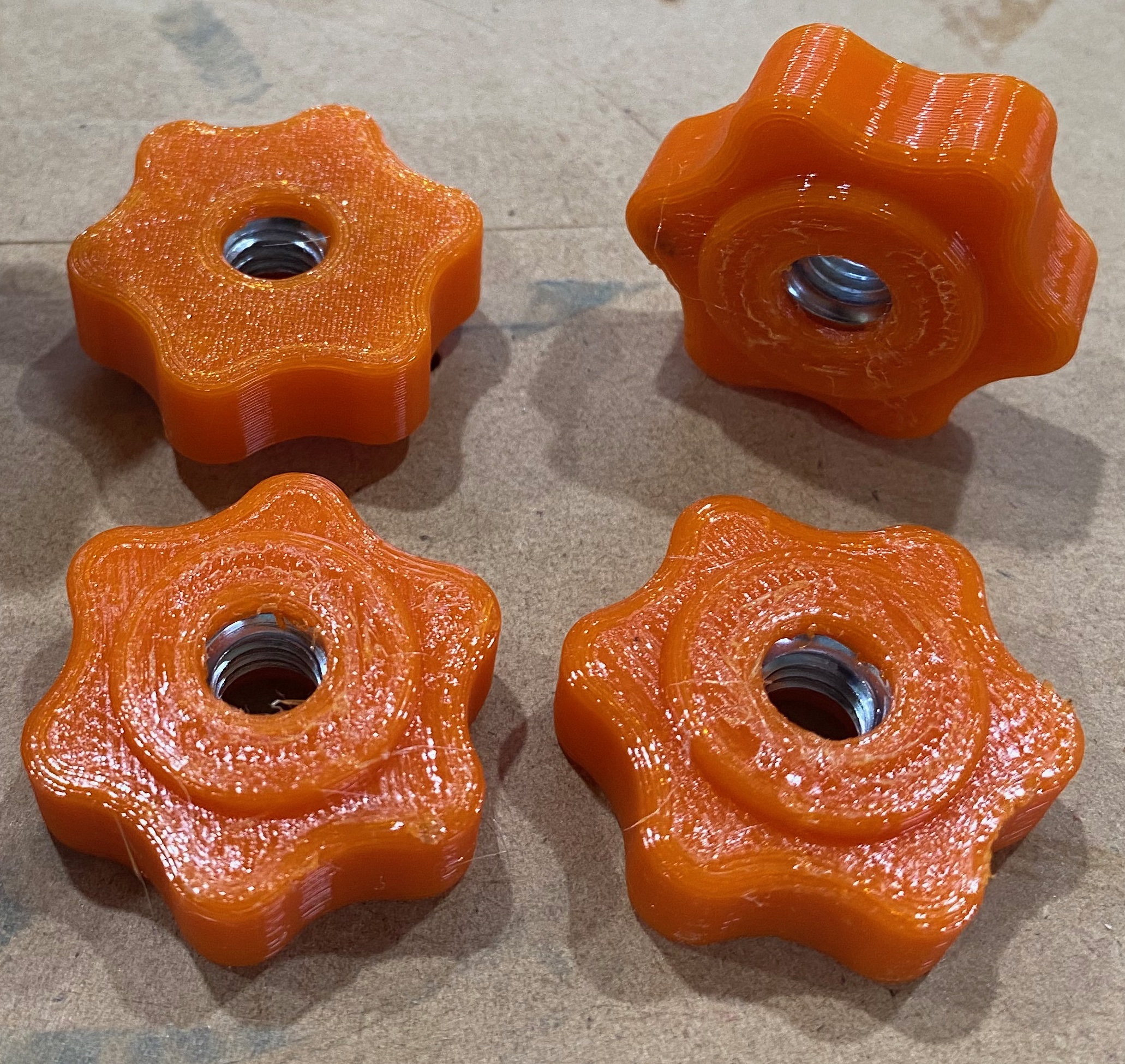 M8 Nut Knob - Printed with encapsulated nut.