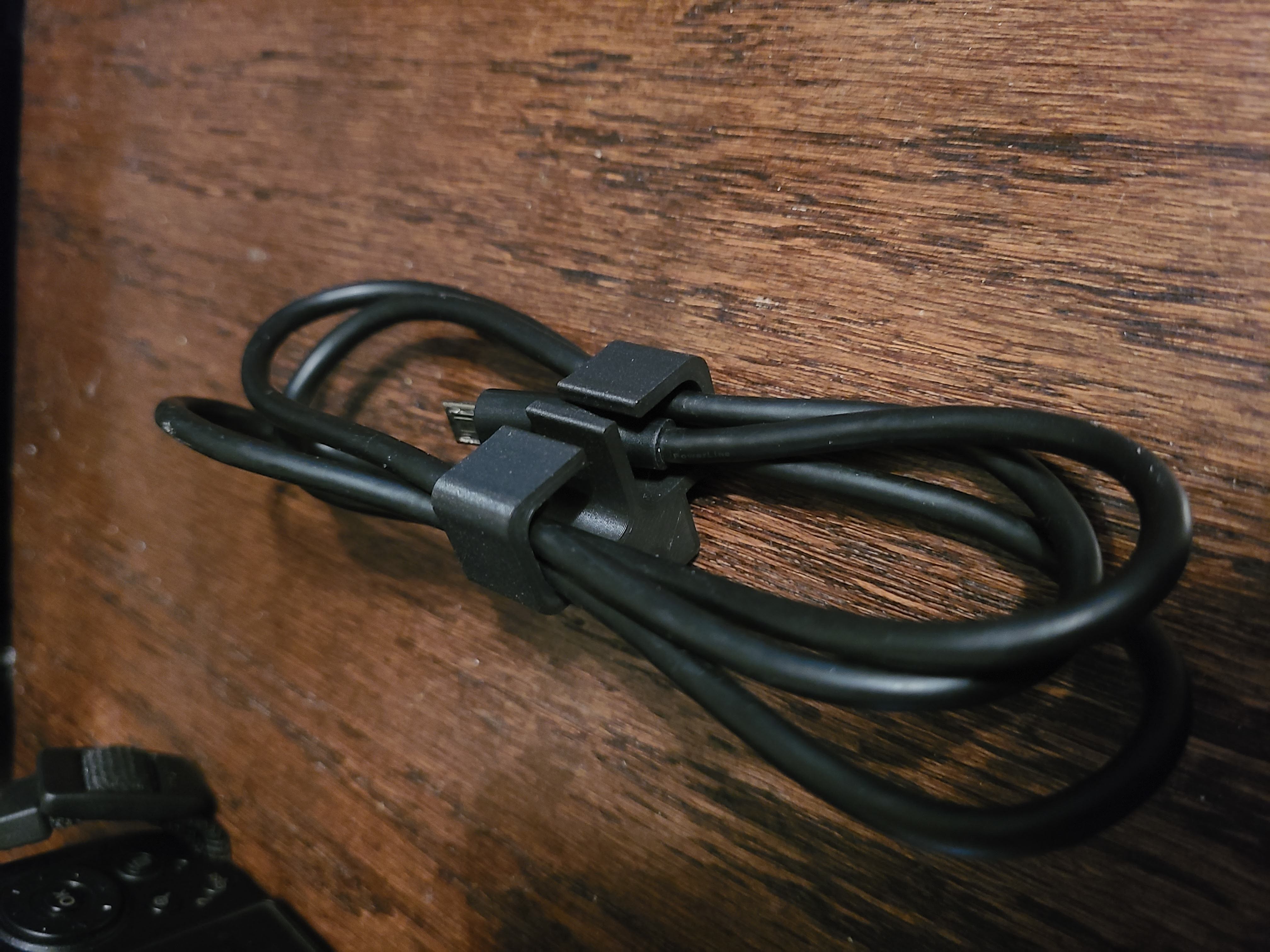 Cable Organizer with USB Cover