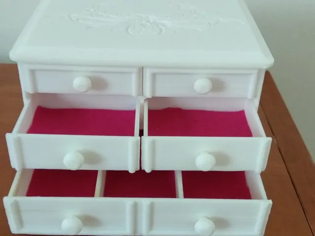 DIY Jewelry box