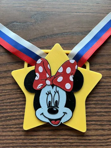 Mickey Minnie medal