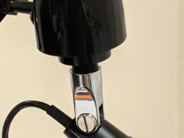 E26 Lightbulb Socket to Microphone Adapter