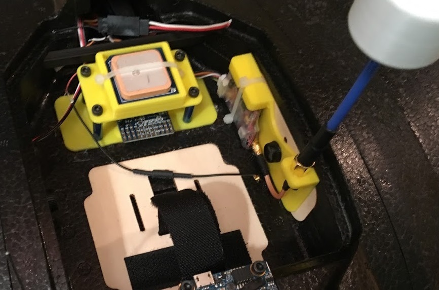AR Wing Furious 2.4ghz VTX + pigtail mount