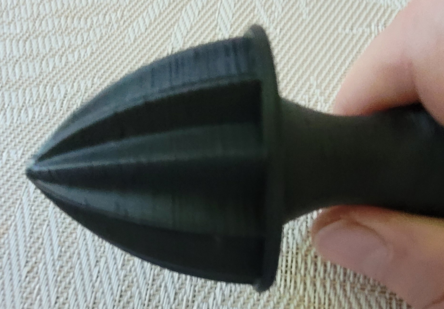 Miniatura 4 do modelo 3D Lemon juice extractor