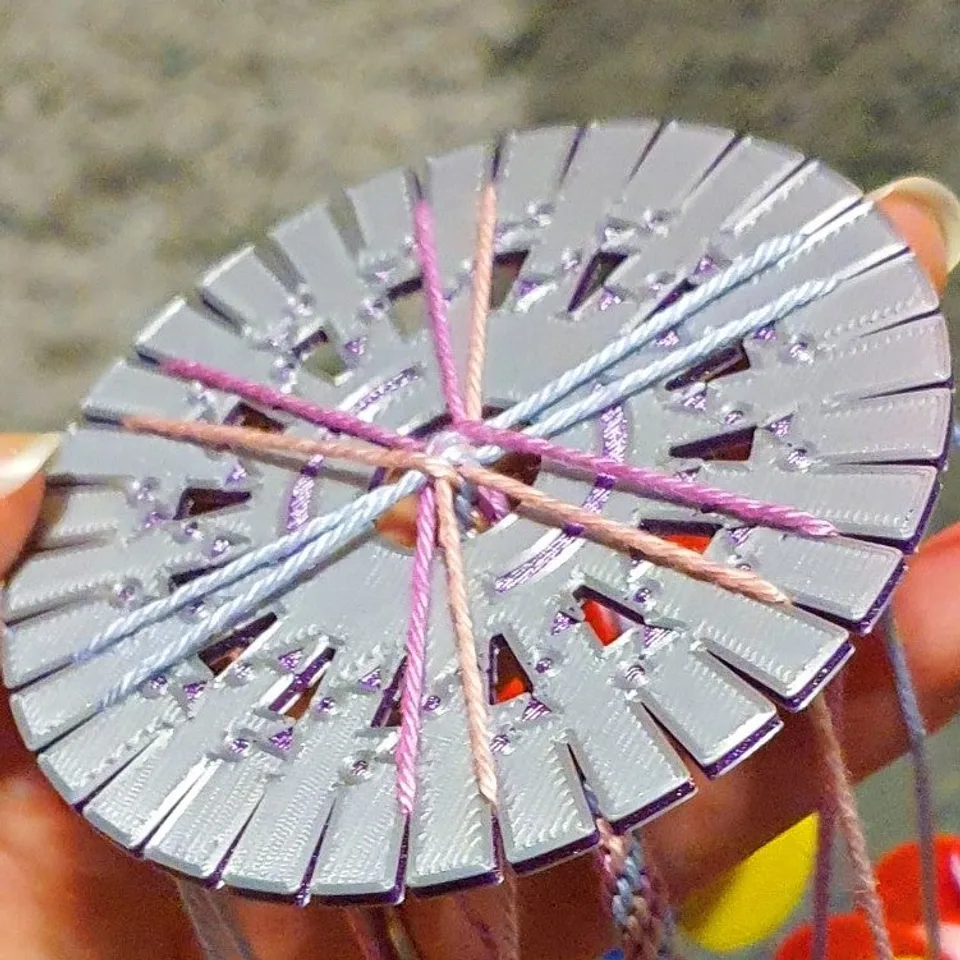 Make a Kumihimo Disk Out of a CD : 5 Steps (with Pictures) - Instructables