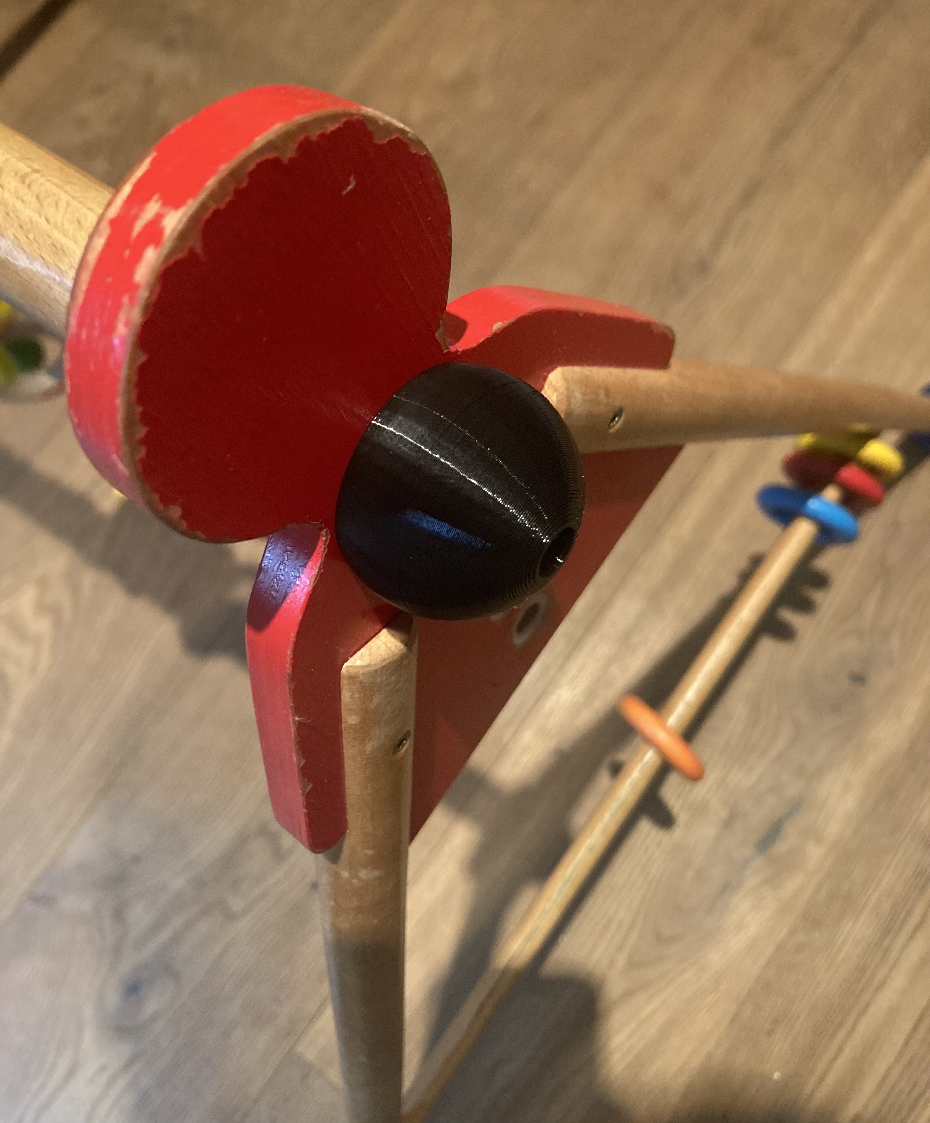 Schraubknopf für Spieltrapez