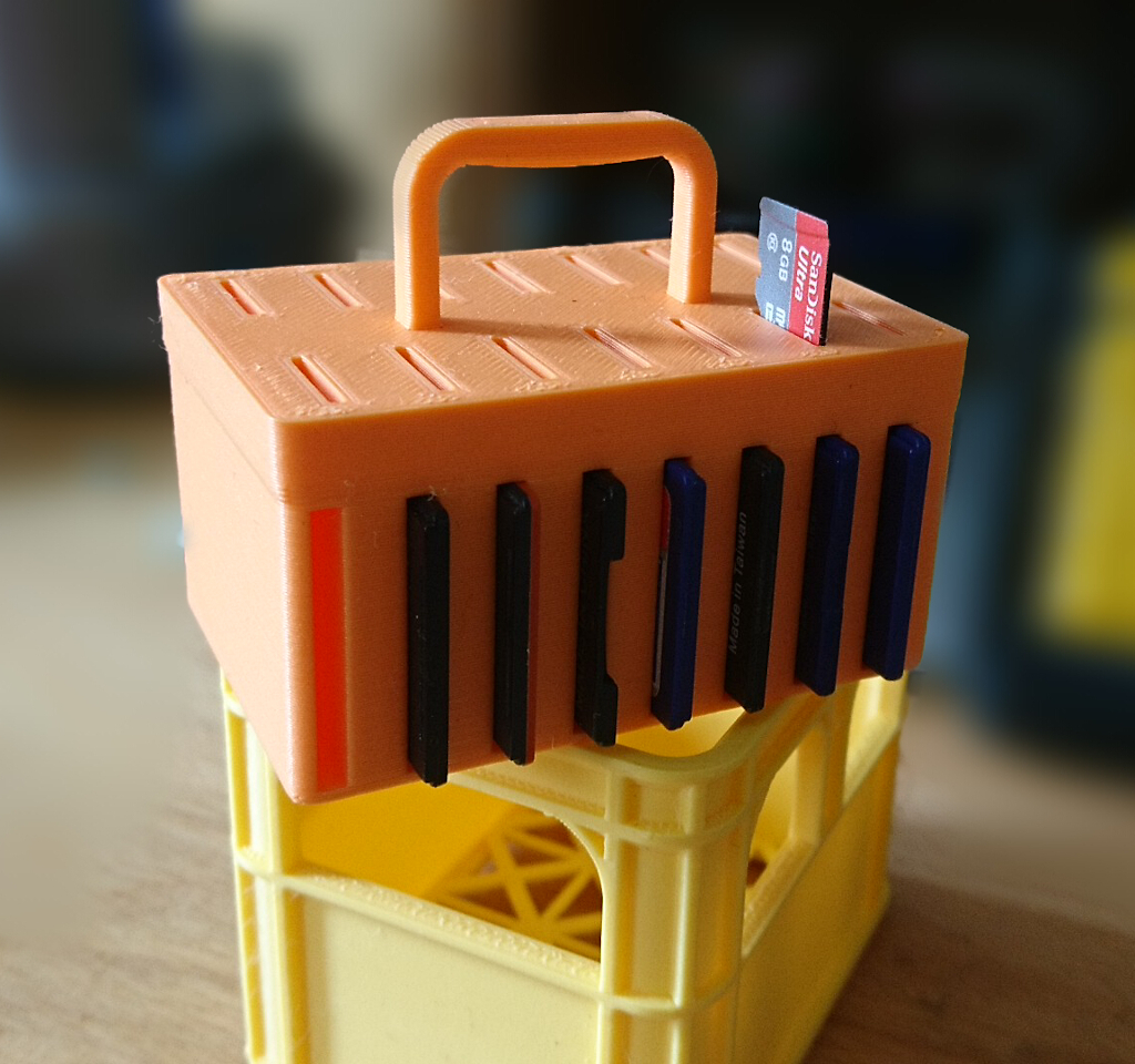 SD-Cards insert for stackable beer crate (v2)
