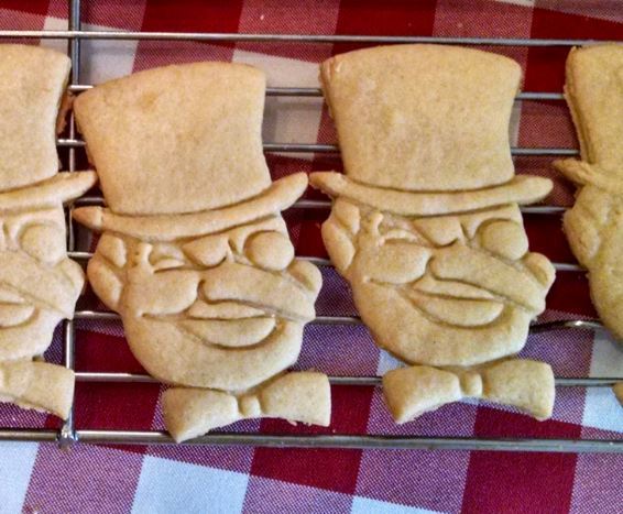 Penguin Cookie Cutter