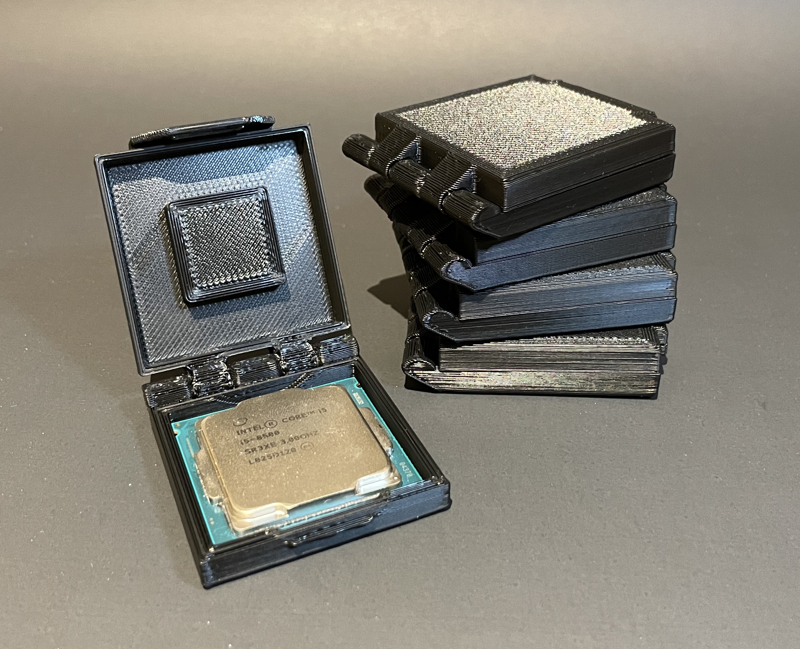 Intel CPU Clamshell Case LGA 1200, 1151, 1150, 1155 (Print-In-Place)