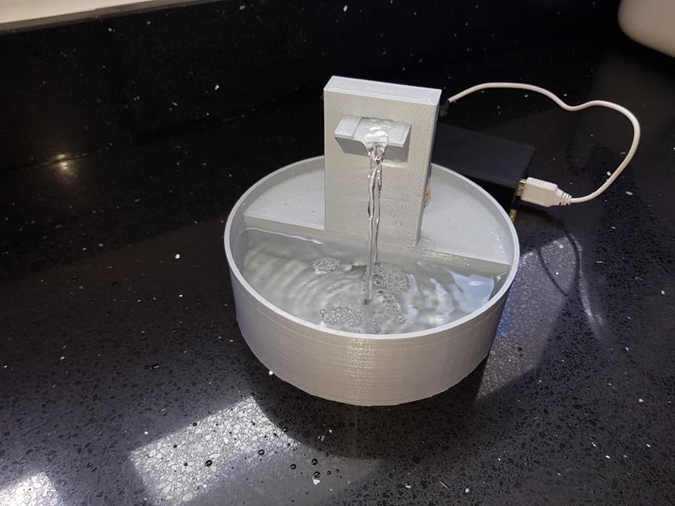 Little Desktop Fountain with pump