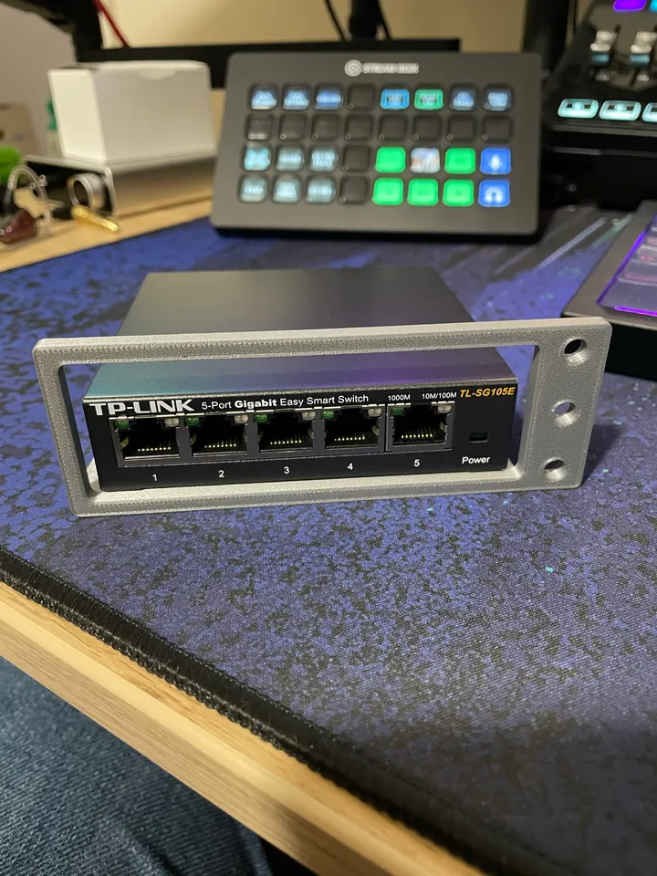TP-Link 5 Port Switch Rack Mount by Tewynkoop | Download free STL model ...