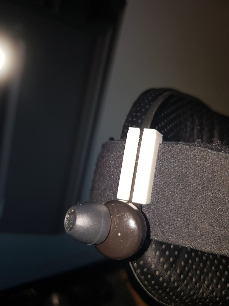 HTC_VIVE earphone clip