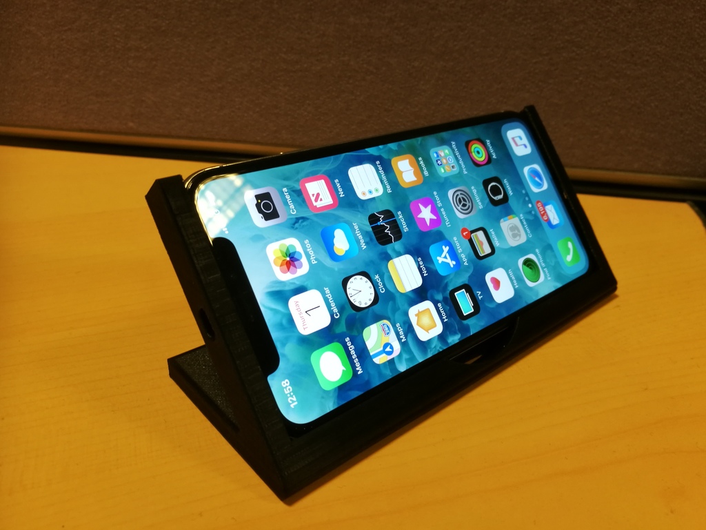 iphone x holder by k scale models Download free STL model