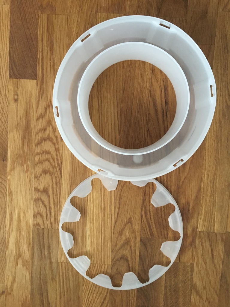 Easy refill funnel for Diaper pail refills for the diaper trash can by Tommee Tippee by Sangenic