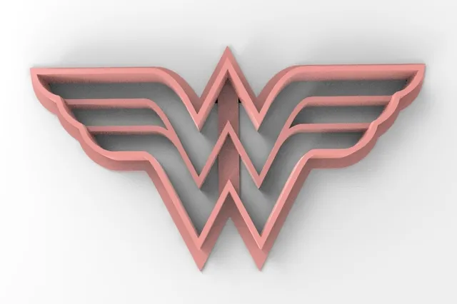 wonder woman cookie cutter w back