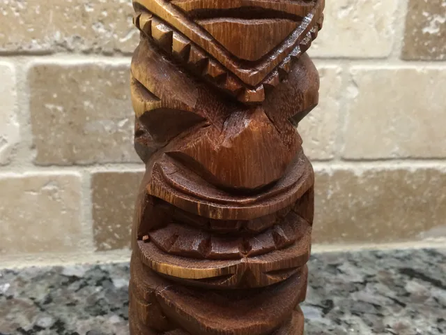Hawaiian Tiki Statue