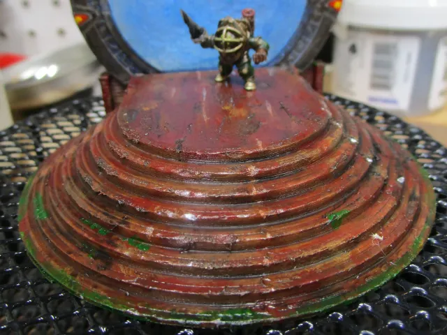 Holder with stairs for Stargate