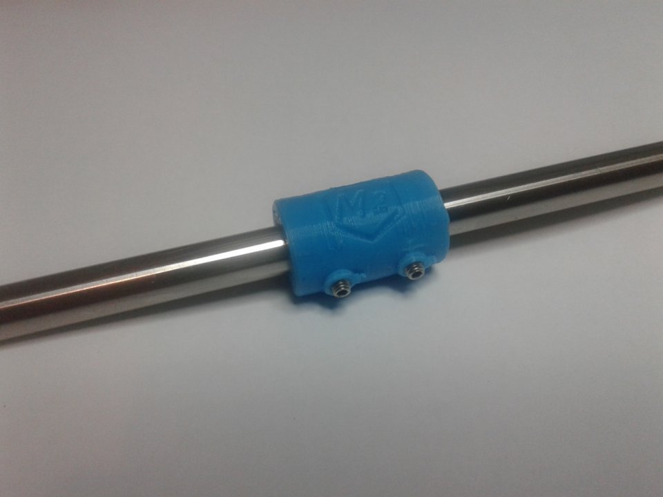 Adjustable 8mm linear bearing by Phil M Download free STL model