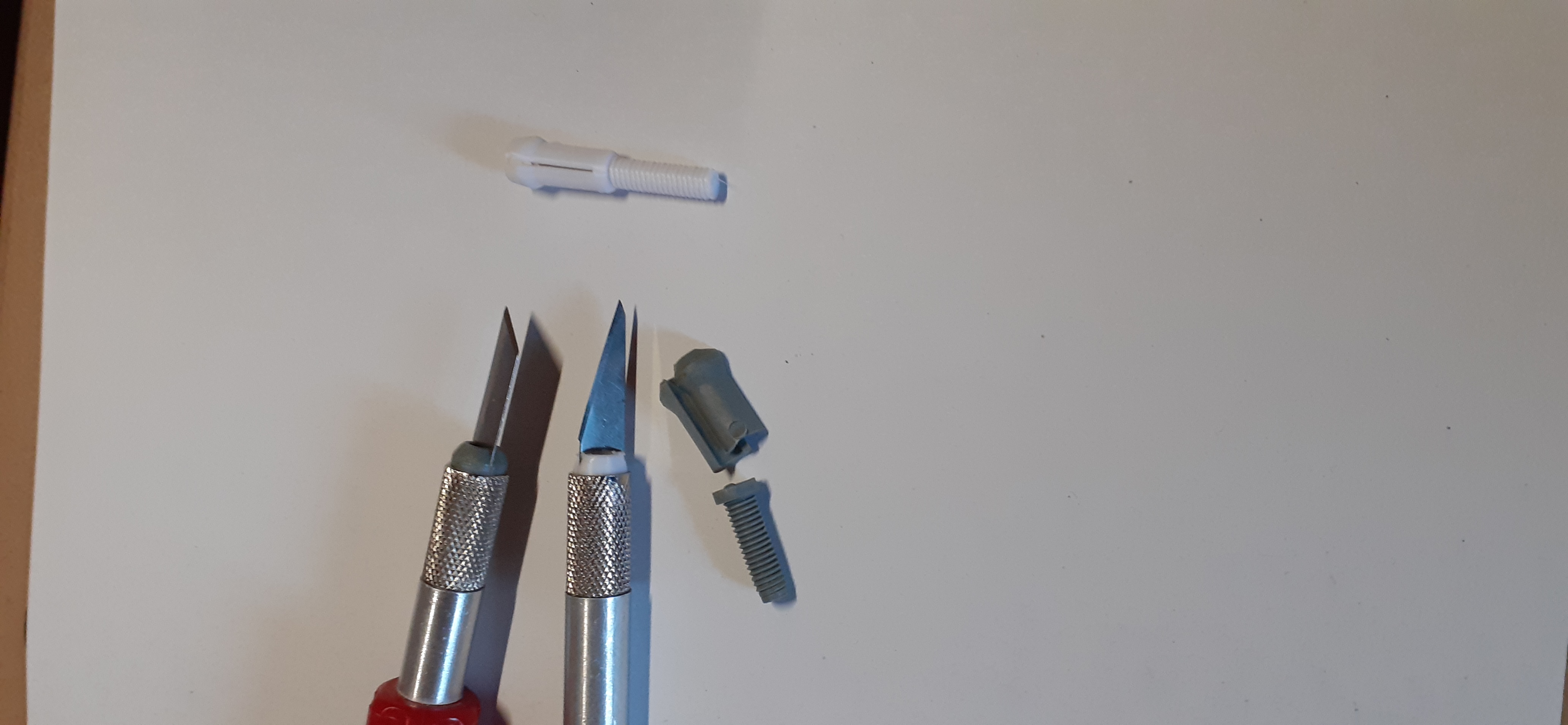 Carving knife, scalpel, knife holder