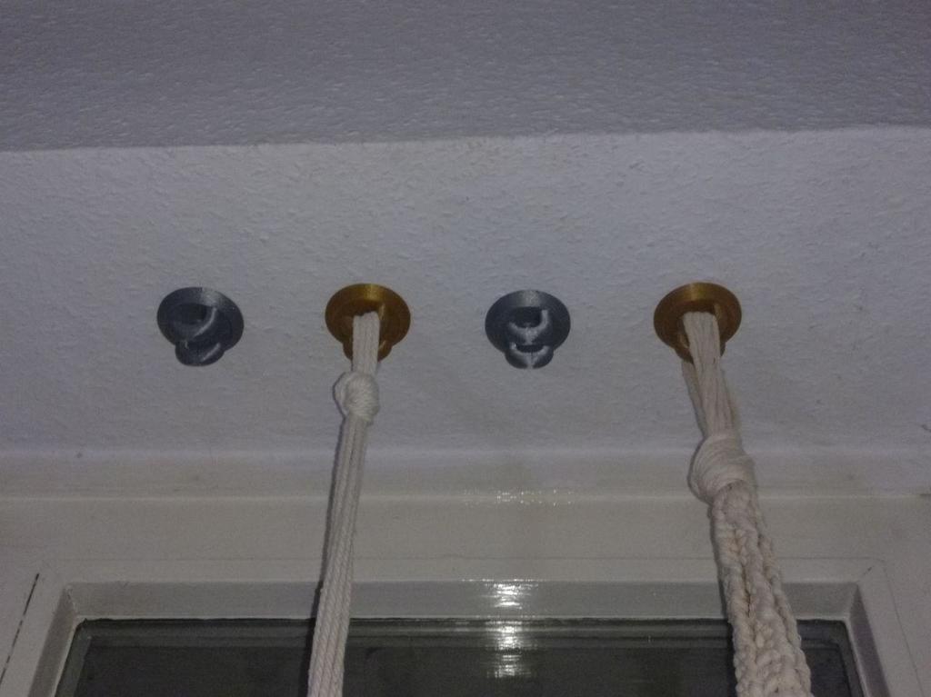 Miniatura 2 do modelo 3D Ceiling safety hook