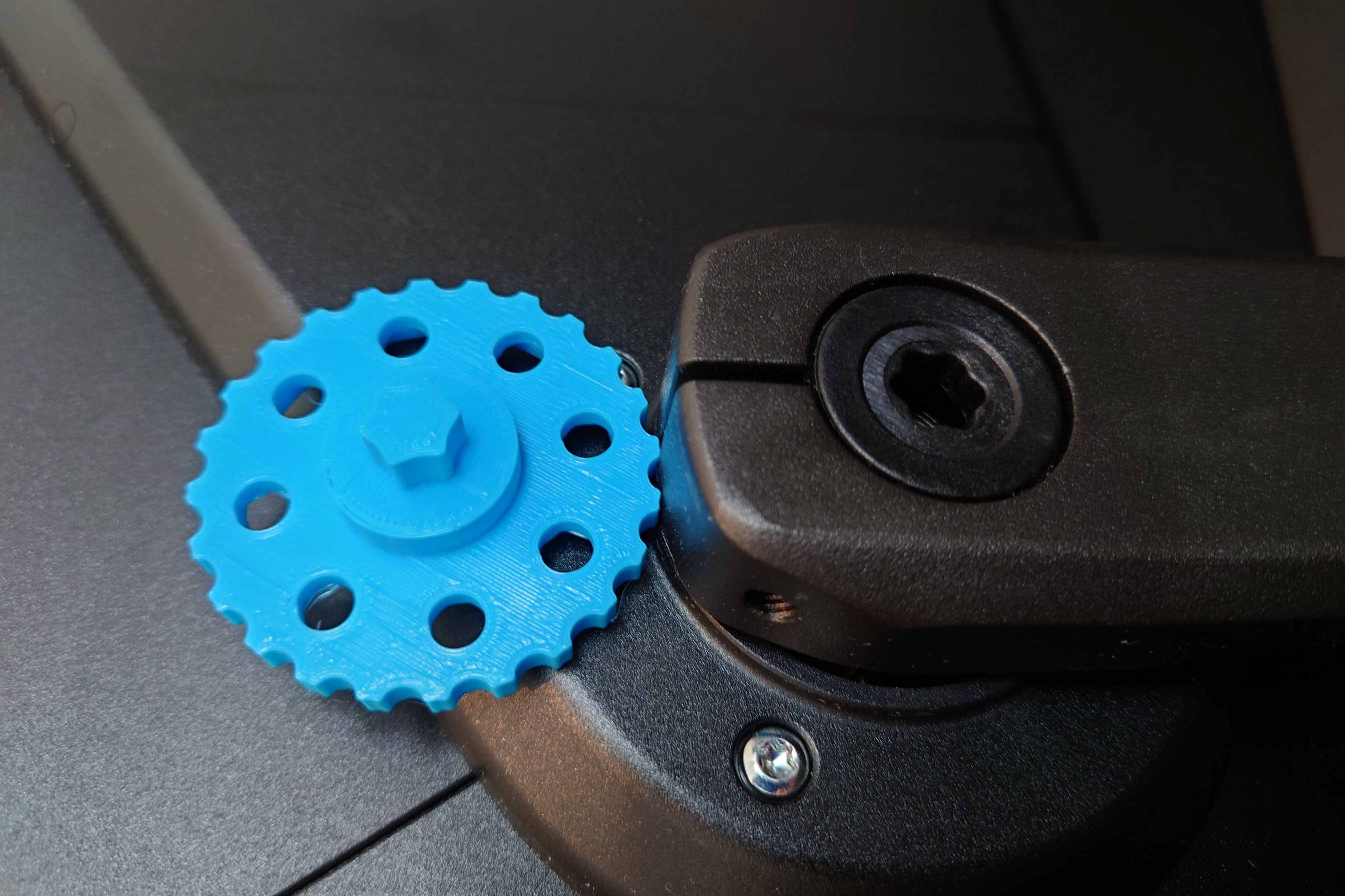 Tacx Neo Bike crank tool
