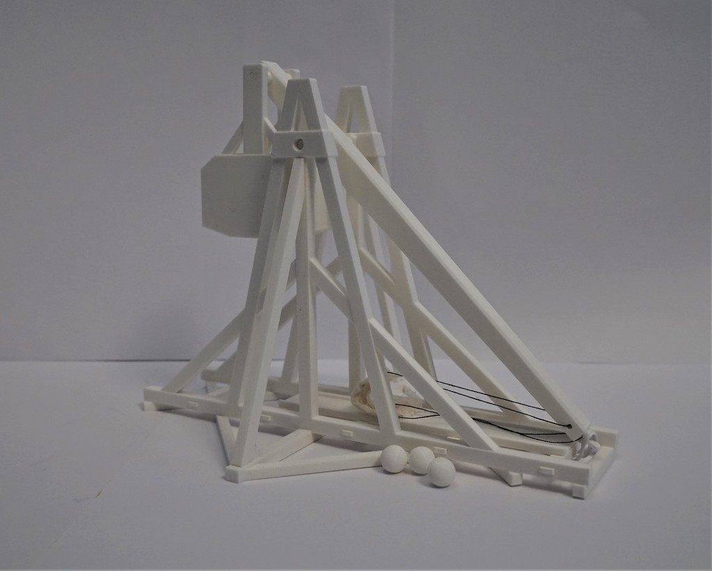 Model trebuchet