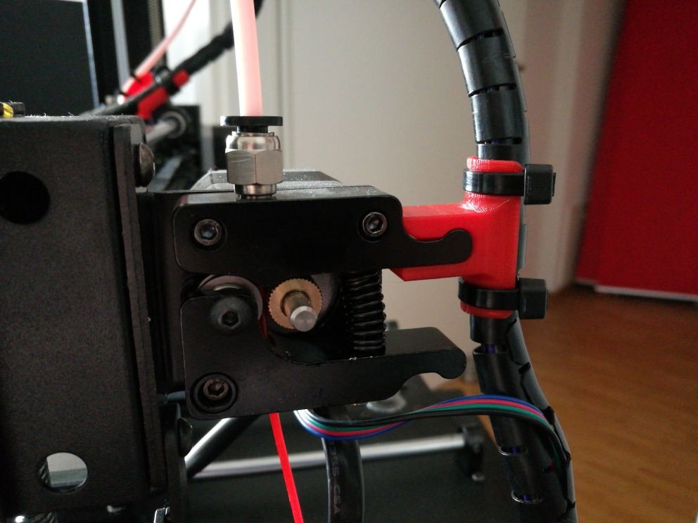 i3 Mega Ultrabase - Cableguide Clip — thumbnail 2