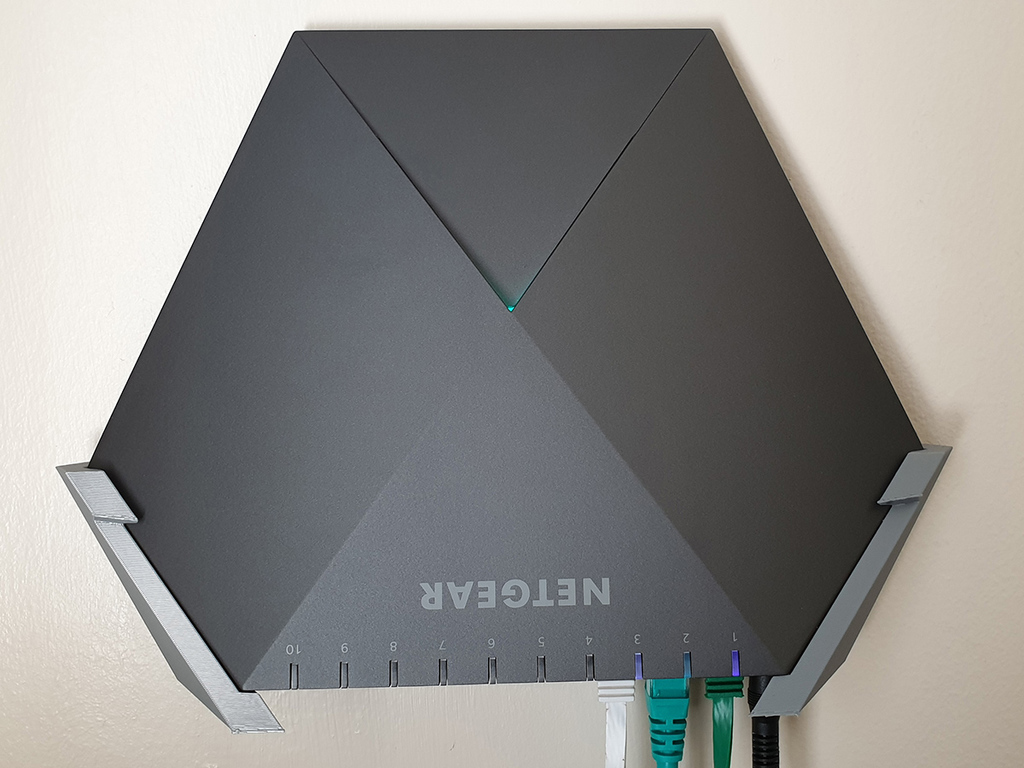 Netgear Nighthawk Switch Wall Mount GS810EMX by mintonette | Download