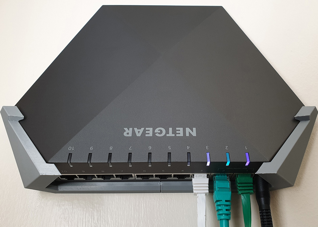 Netgear Nighthawk Switch Wall Mount GS810EMX by mintonette | Download