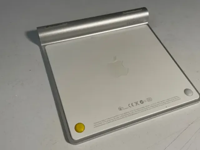 Apple Trackpad Foot